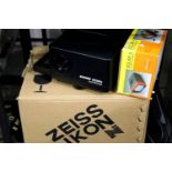 Pereko Compact autofocus projector and Solar 4 slide view. Not available for in-house P&P
