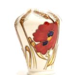 Moorcroft Harvest Poppy vase, H: 10.5 cm. P&P Group 1 (£14+VAT for the first lot and £1+VAT for