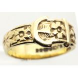 9ct gold belt buckle ring, size K 3.6g. P&P Group 1 (£14+VAT for the first lot and £1+VAT for