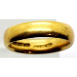 Victorian heavy gauge 22ct wedding band, London assay 1859, 6.2g, size K/L. P&P Group 1 (£14+VAT for