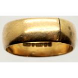 9ct gold band (cut), size P, 5.5g. P&P Group 1 (£14+VAT for the first lot and £1+VAT for