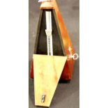 Walnut cased Wittner metronome. P&P Group 2 (£18+VAT for the first lot and £3+VAT for subsequent