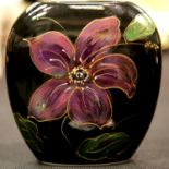 Anita Harris black Iris vase, H: 13 cm. P&P Group 2 (£18+VAT for the first lot and £3+VAT for