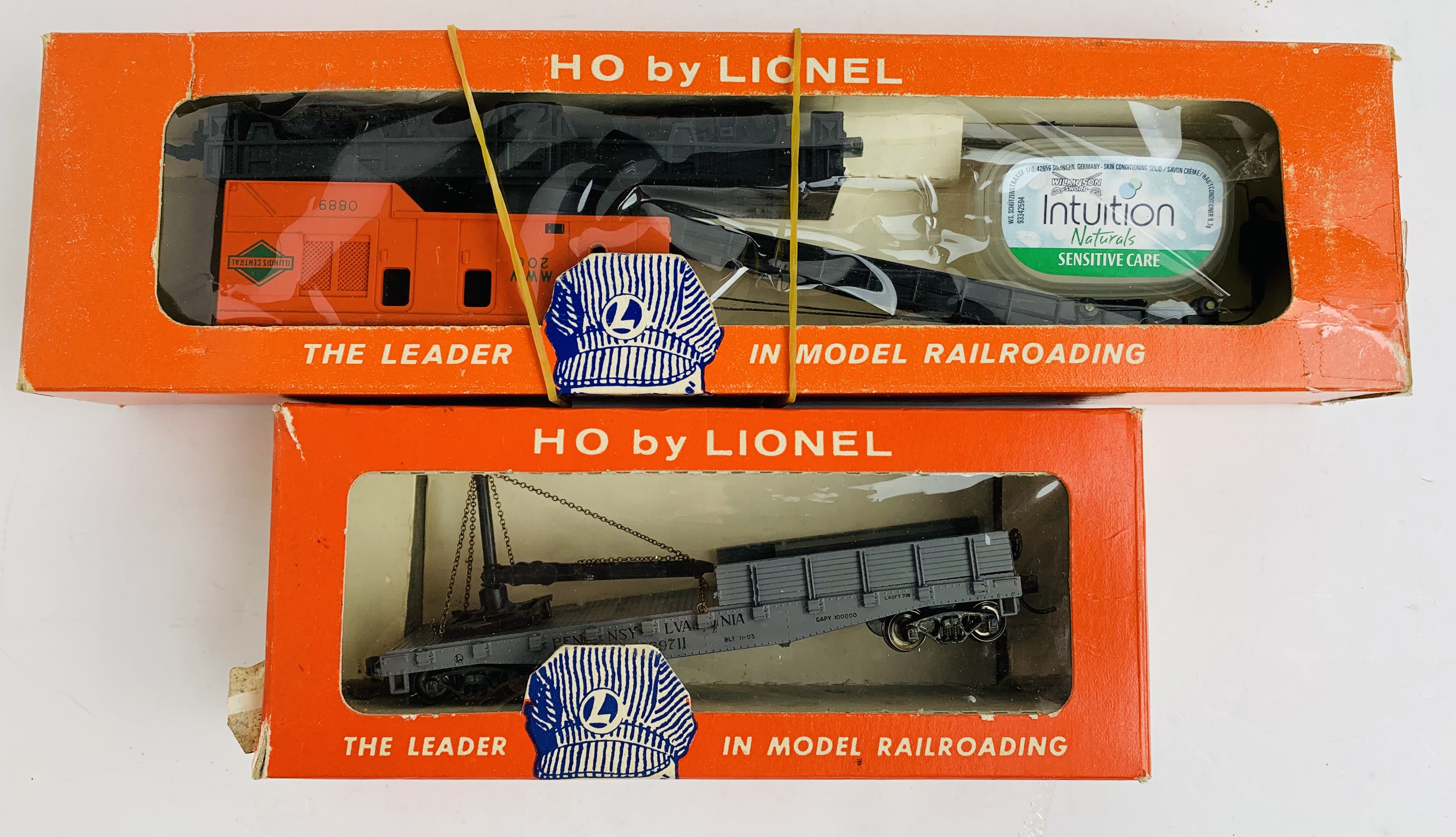 Early Issue Lionel HO Breakdown Crane Boxed. P&P Group 2 (£18+VAT for the first lot and £3+VAT for