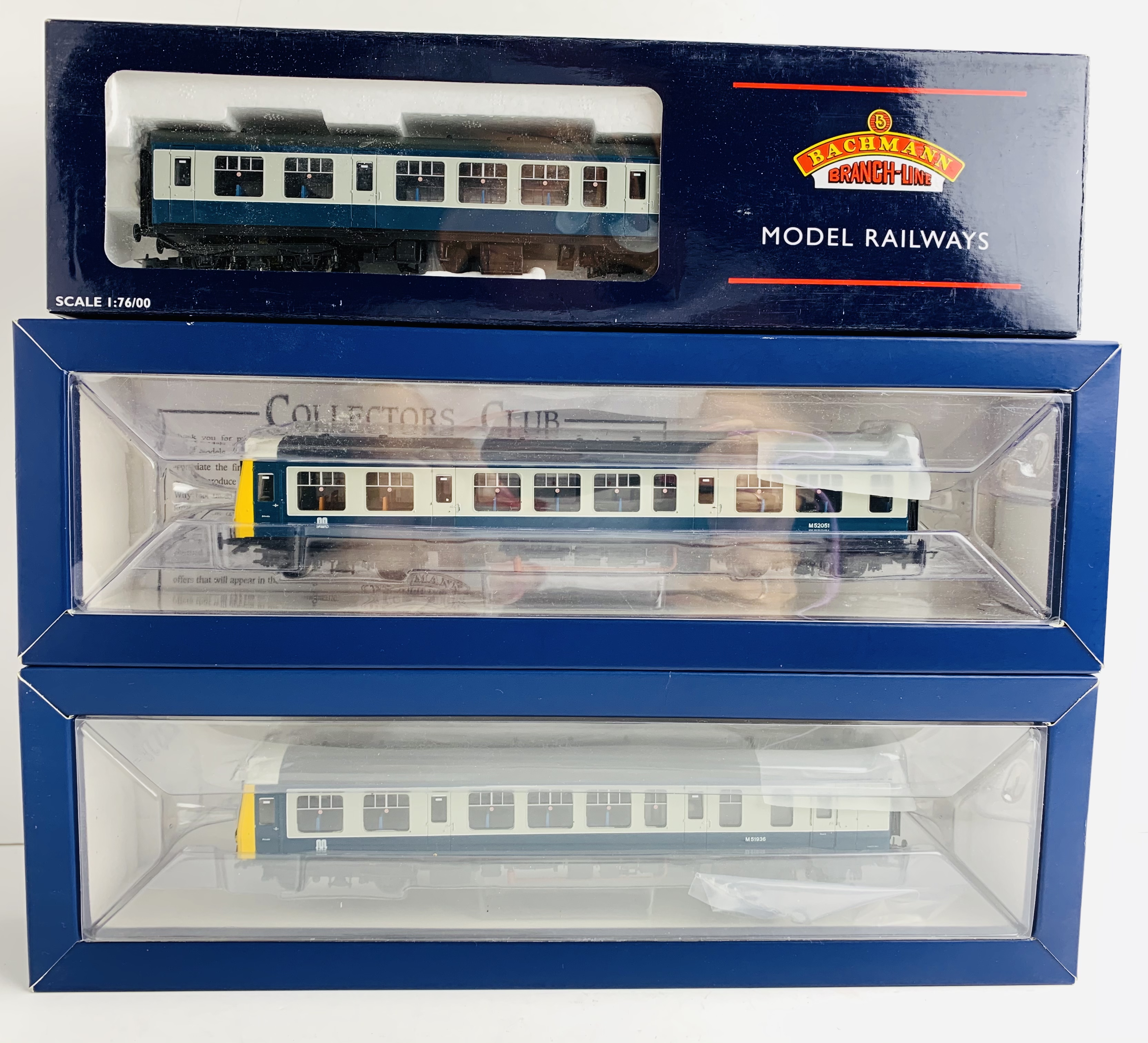 Bachmann OO 3x Car Blue/Grey DMU. P&P Group 2 (£18+VAT for the first lot and £3+VAT for subsequent