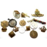 Collection of assorted, mainly military badges and medals. P&P Group 1 (£14+VAT for the first lot