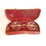 A pair of 15ct gold mounted vintage spectacles with original case. P&P Group 1 (£14+VAT for the