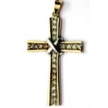 9ct gold diamond set cross, L: 4 cm, 3.4g. P&P Group 1 (£14+VAT for the first lot and £1+VAT for