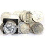 Box of UK crowns and mixed medallions. P&P Group 1 (£14+VAT for the first lot and £1+VAT for