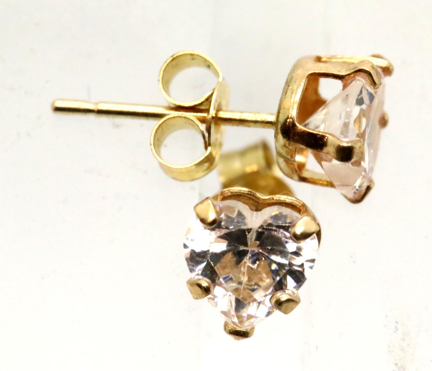 9ct gold, white stone set earrings, 0.7g. P&P Group 1 (£14+VAT for the first lot and £1+VAT for