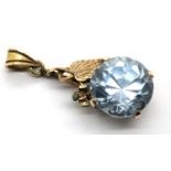 9ct gold aquamarine set pendant, H: 16 mm, 2.9g. P&P Group 1 (£14+VAT for the first lot and £1+VAT