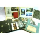 Collection of vintage postcards and albums. P&P Group 3 (£25+VAT for the first lot and £5+VAT for