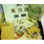 Czechoslovakia stamps and world stamps to paper. P&P Group 2 (£18+VAT for the first lot and £3+VAT
