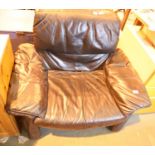 Leather effect single recliner chair. Not available for in-house P&P.