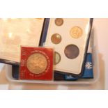 Tray of mixed worldwide coinage. P&P Group 1 (£14+VAT for the first lot and £1+VAT for subsequent
