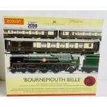 Hornby R2300 Bournemouth Belle Train Pack - Boxed. P&P Group 3 (£25+VAT for the first lot and £5+VAT