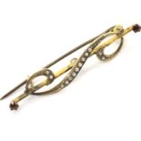 Victorian 9ct gold seed pearl and garnet set brooch, 2.4g. P&P Group 1 (£14+VAT for the first lot