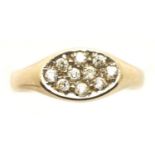 9ct gold dress ring, size N/O, 1.9g. P&P Group 1 (£14+VAT for the first lot and £1+VAT for