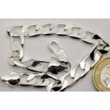 Sterling silver flat curb link chain bracelet. P&P Group 1 (£14+VAT for the first lot and £1+VAT for
