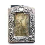 Hallmarked silver photo frame, 7 x 9.5 cm. P&P Group 1 (£14+VAT for the first lot and £1+VAT for