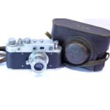 Zopkwic vintage Russian camera with case. P&P Group 2 (£18+VAT for the first lot and £3+VAT for