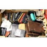 Box of purses, hip flasks and luggage labels. P&P Group 3 (£25+VAT)