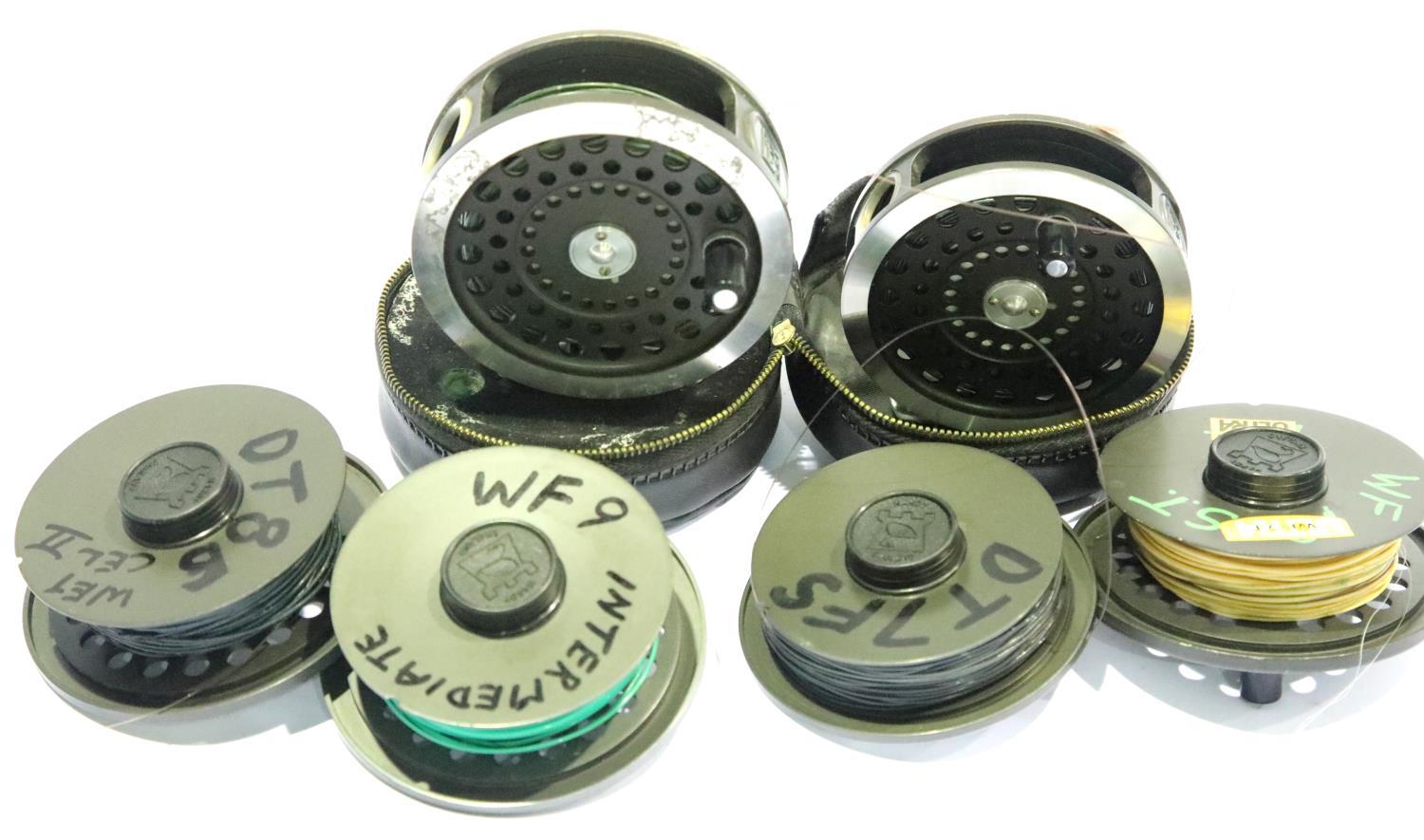 Hardy the Sunbeam 9/10 fly fishing reel, Hardy bag and four spare spools with line. P&P Group 2 (£ - Image 2 of 2