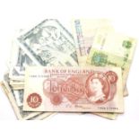 Mixed Yugoslavian and Chinese notes. P&P Group 1 (£14+VAT for the first lot and £1+VAT for