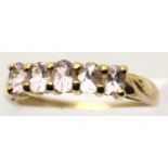 9ct gold dress ring, 1.8g, Size O. P&P Group 1 (£14+VAT for the first lot and £1+VAT for