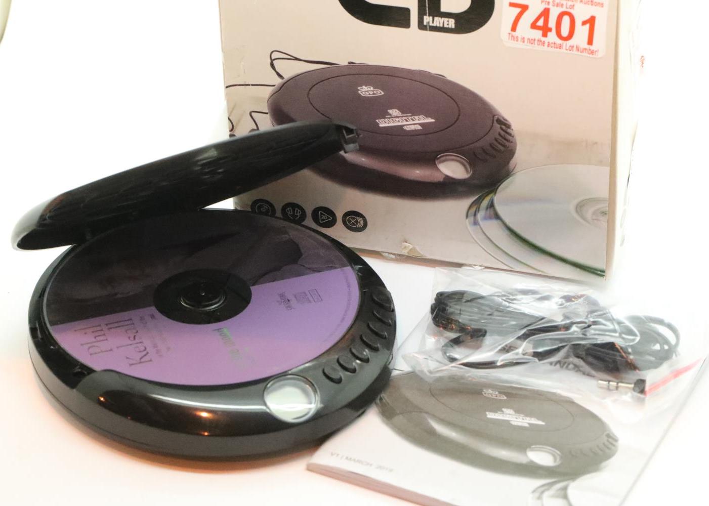 GPO Discman, portable CD player; 3.5mm earphone jack & 4.5V DC in Jack; 60 sec. Anti-Shock function;