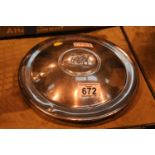 Morris 9" aluminium hub cap. P&P Group 1 (£14+VAT for the first lot and £1+VAT for subsequent lots)