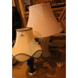 Two ceramic table lamps with shades. Not available for in-house P&P Condition Report: All electrical
