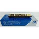 Dapol 4D-011-001 Streamlined Railcar GWR - Boxed. P&P Group 1 (£14+VAT for the first lot and £1+