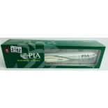 Hogan Wings 1:200 PIA Pakistan International Boeing 777-300ER - Boxed. P&P Group 1 (£14+VAT for