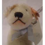 Steiff " Spotty " terrier 1928 replica limited edition 582/1000 H: 17 cm. P&P Group 2 (£18+VAT for