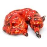 Anita Harris recumbent fox, L: 9 cm. P&P Group 1 (£14+VAT for the first lot and £1+VAT for