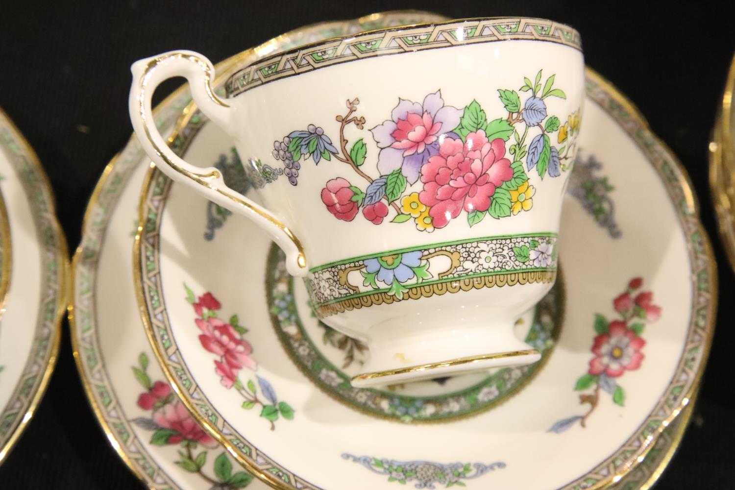 Paragon Tree of Kashmir pattern dinner service including dinner plates, salad plates, bowls cups and - Image 3 of 5