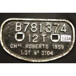 Chas Roberts 1959 period cast iron railway wagon plate. P&P Group 3 (£25+VAT for the first lot