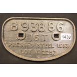 Pressed Steel 1953 period cast iron railway wagon plate. P&P Group 3 (£25+VAT for the first lot