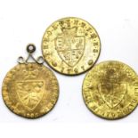 Guinea gaming tokens, one with pendant mount. P&P Group 1 (£14+VAT for the first lot and £1+VAT