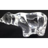 Glass Villeroy & Boch standing bear paperweight, L: 12 cm. P&P Group 2 (£18+VAT for the first lot