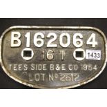 Teesside B&E Co 1954 period cast iron railway wagon plate. P&P Group 3 (£25+VAT for the first lot
