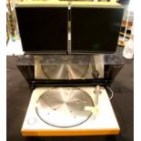 Bang & Olufsen Beogram 2000 record deck with stylus, and a pair of Beovox S45 speakers. Not