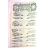 Twenty 1940s and 1950s green £1 notes. P&P Group 1 (£14+VAT for the first lot and £1+VAT for