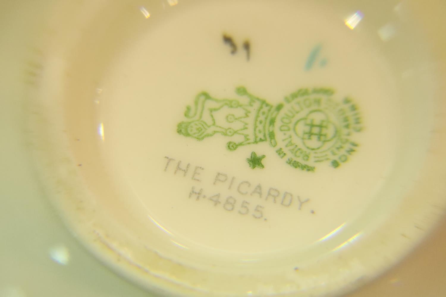 Eighteen piece Royal Doulton The Picardy H4855 tea service. Not available for in-house P&P - Image 3 of 3