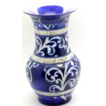 Large Moorcroft Ferns blue and white vase, H: 26 cm. P&P Group 3 (£25+VAT for the first lot and £5+