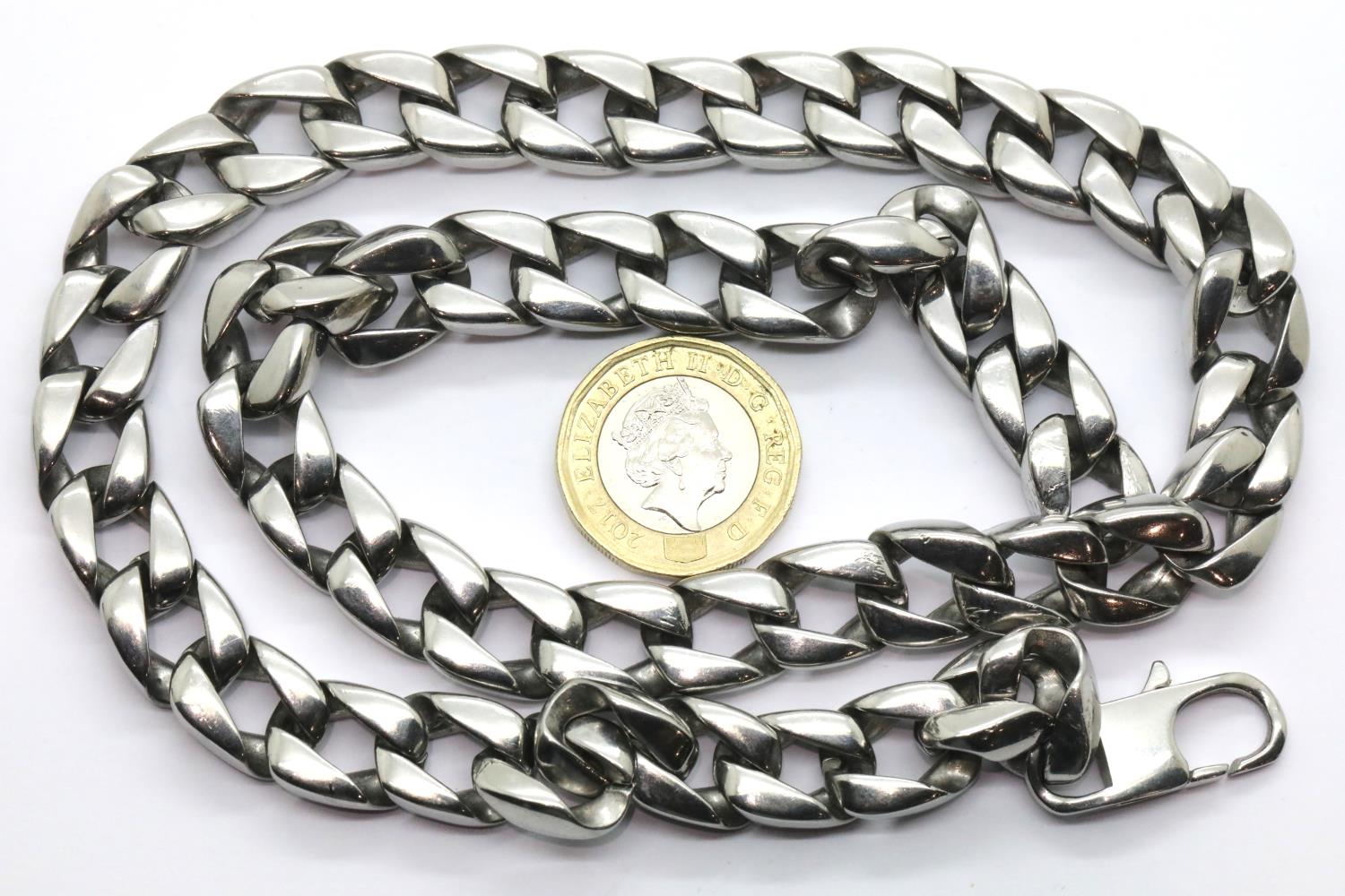 Gents heavy white metal neck chain, L: 50 cm. P&P Group 1 (£14+VAT for the first lot and £1+VAT