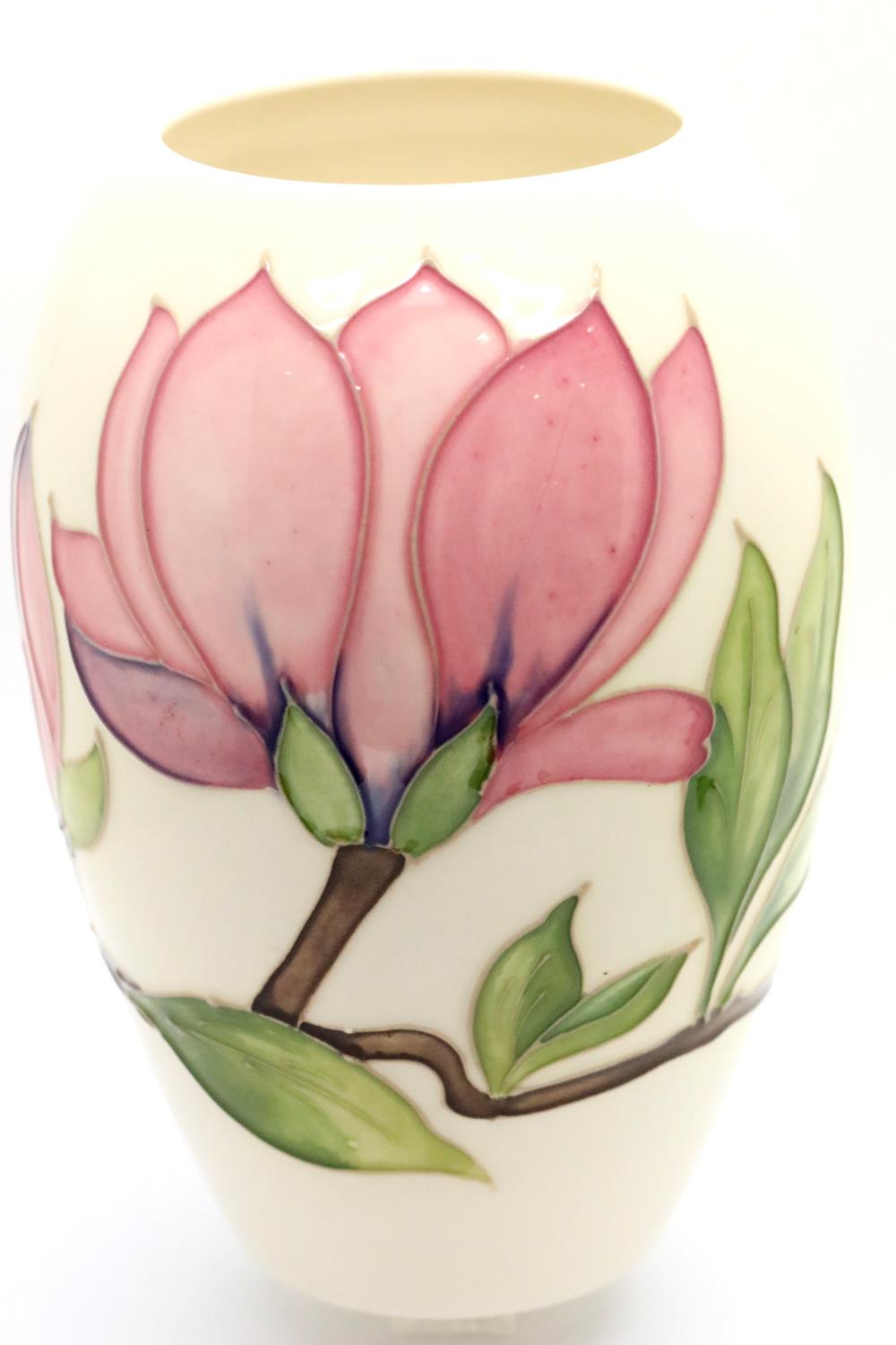 Large Moorcroft Pink Magnolia vase, H: 18 cm. P&P Group 3 (£25+VAT for the first lot and £5+VAT