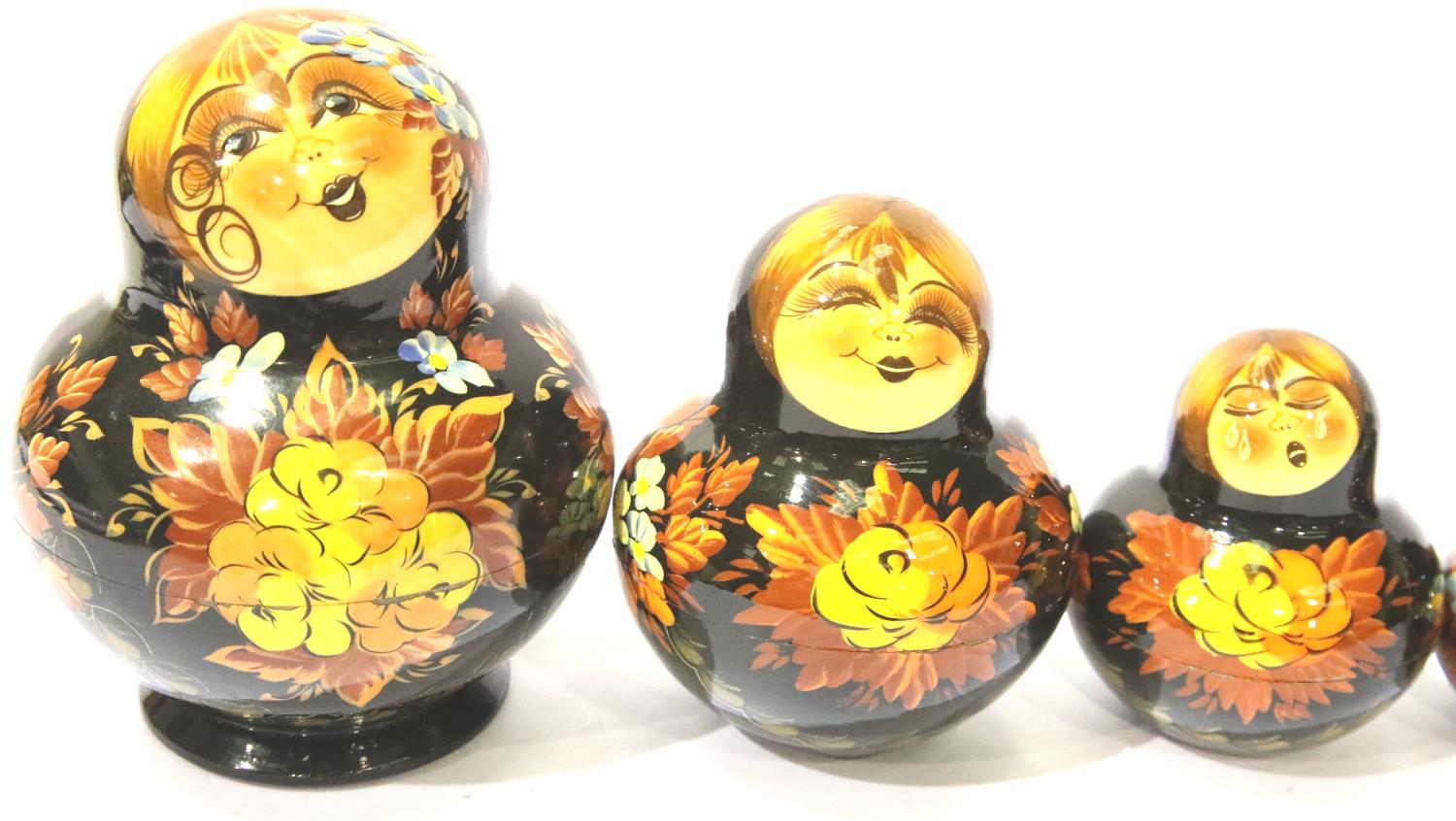 Russian nesting doll, ten doll set. P&P Group 1 (£14+VAT for the first lot and £1+VAT for subsequent - Image 2 of 15