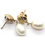 Ladies 9ct gold, shell and real pearl drop earrings. P&P Group 1 (£14+VAT for the first lot and £1+